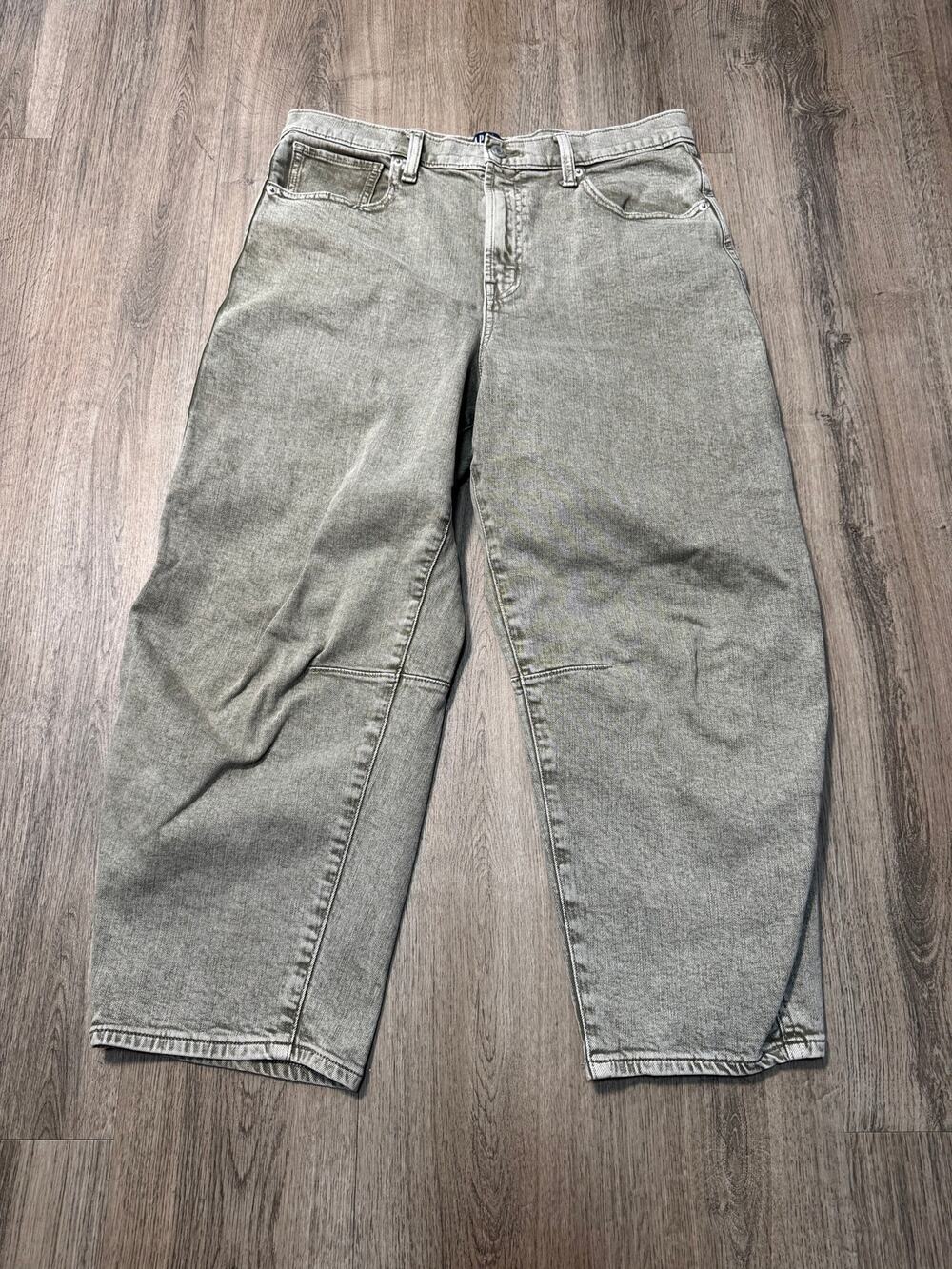 GAP Denim Women's Green/Gray Washed Barrel Jeans